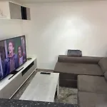 La Casa De Alex