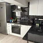 La Casa De Alex